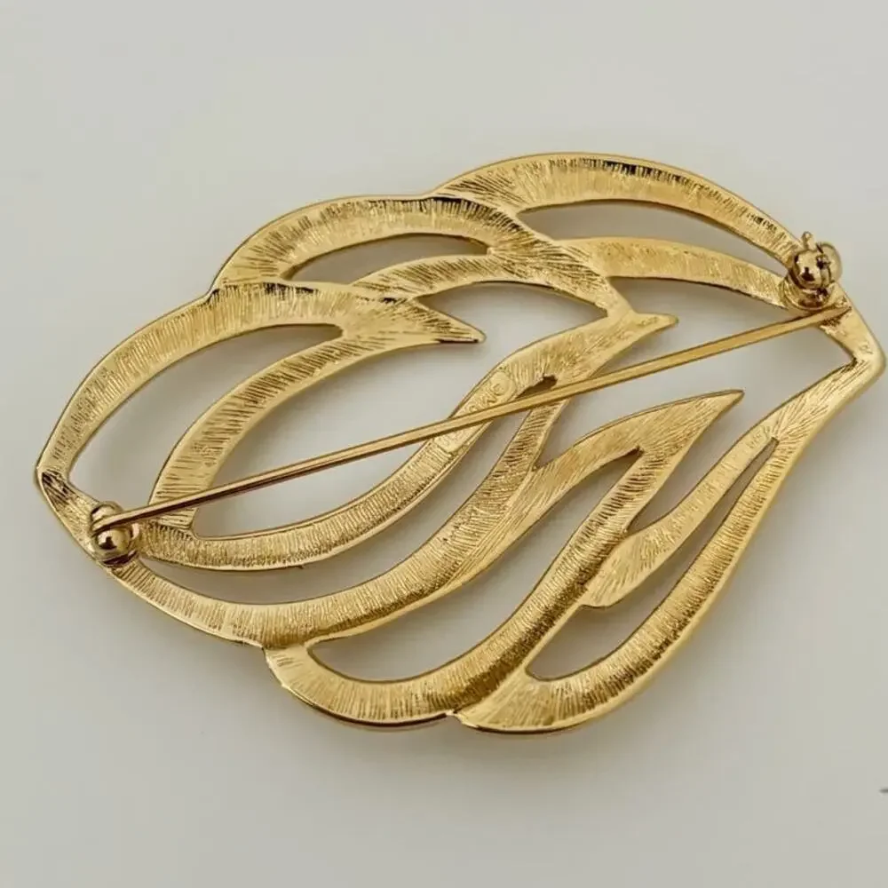 Vintage Monet Gold Tone Open Leaf Brooch Pin